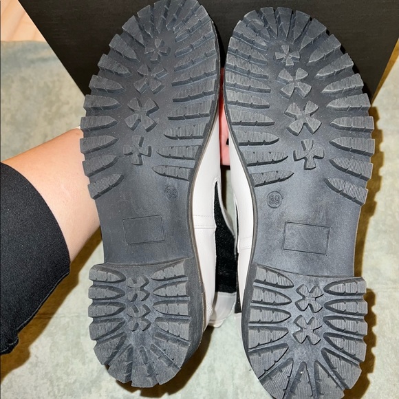 NWT * CORKYS * ” To Be honest “ Faux Leather Ankle / Rain Winter Boots - Picture 7 of 12